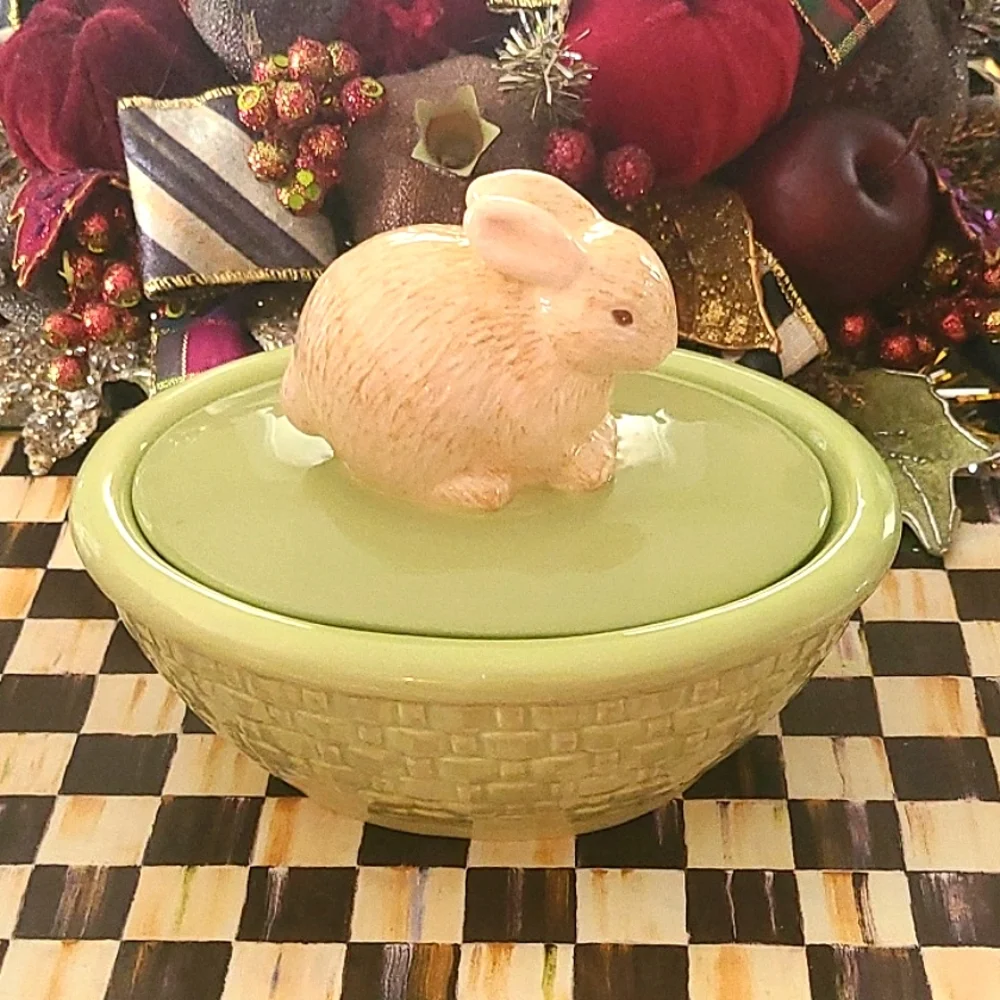 Vintage Basket Weave Bunny Rabbit Green Trinkit Candy Dish